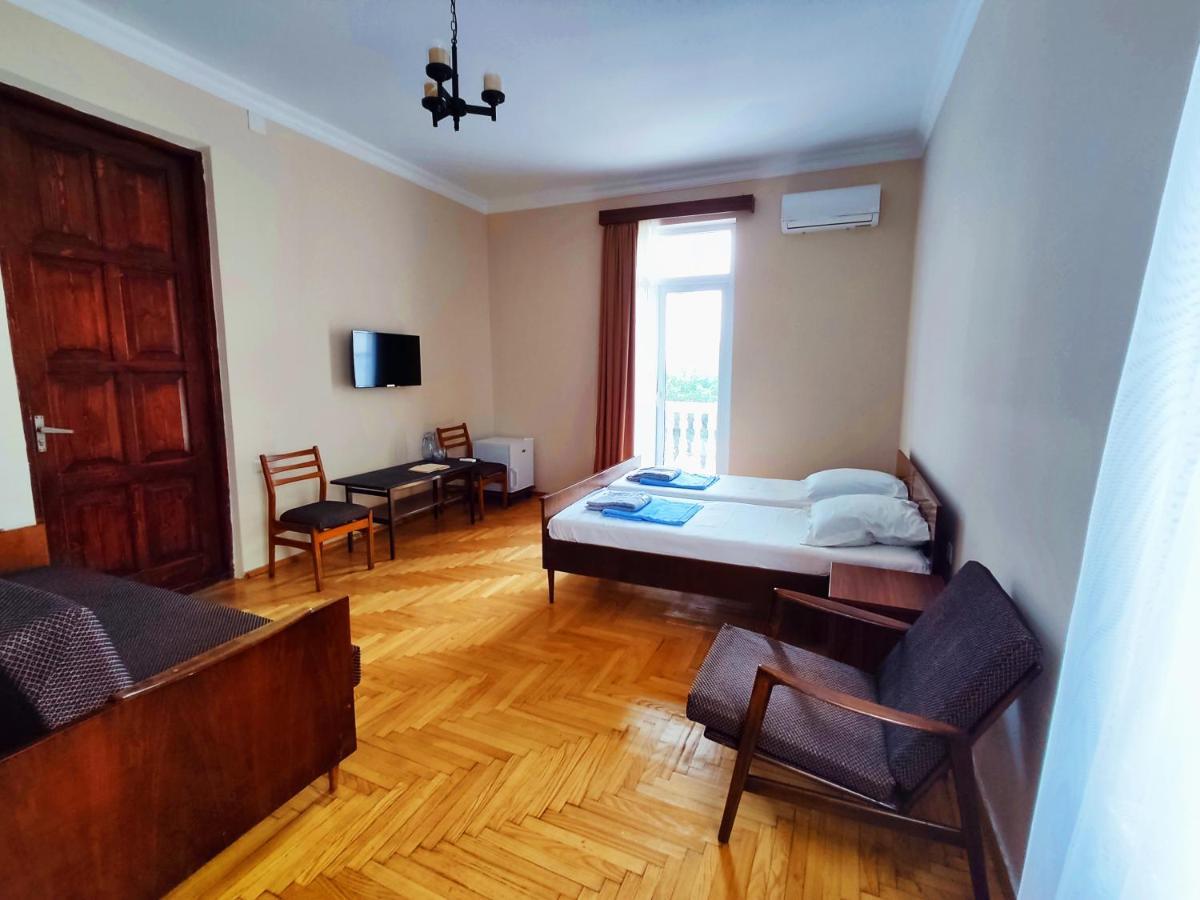 Guesthouse White Swan Kobuleti Zewnętrze zdjęcie