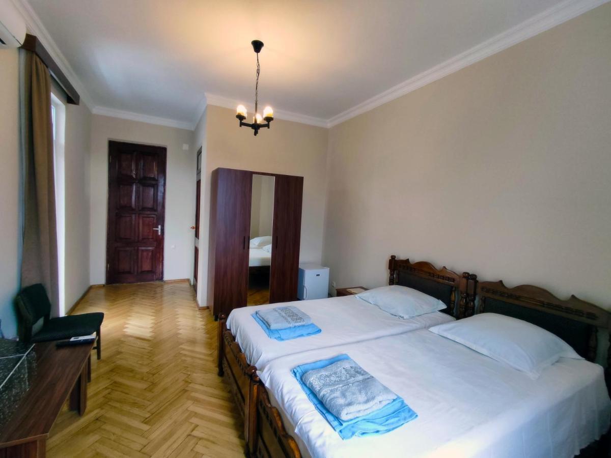 Guesthouse White Swan Kobuleti Zewnętrze zdjęcie