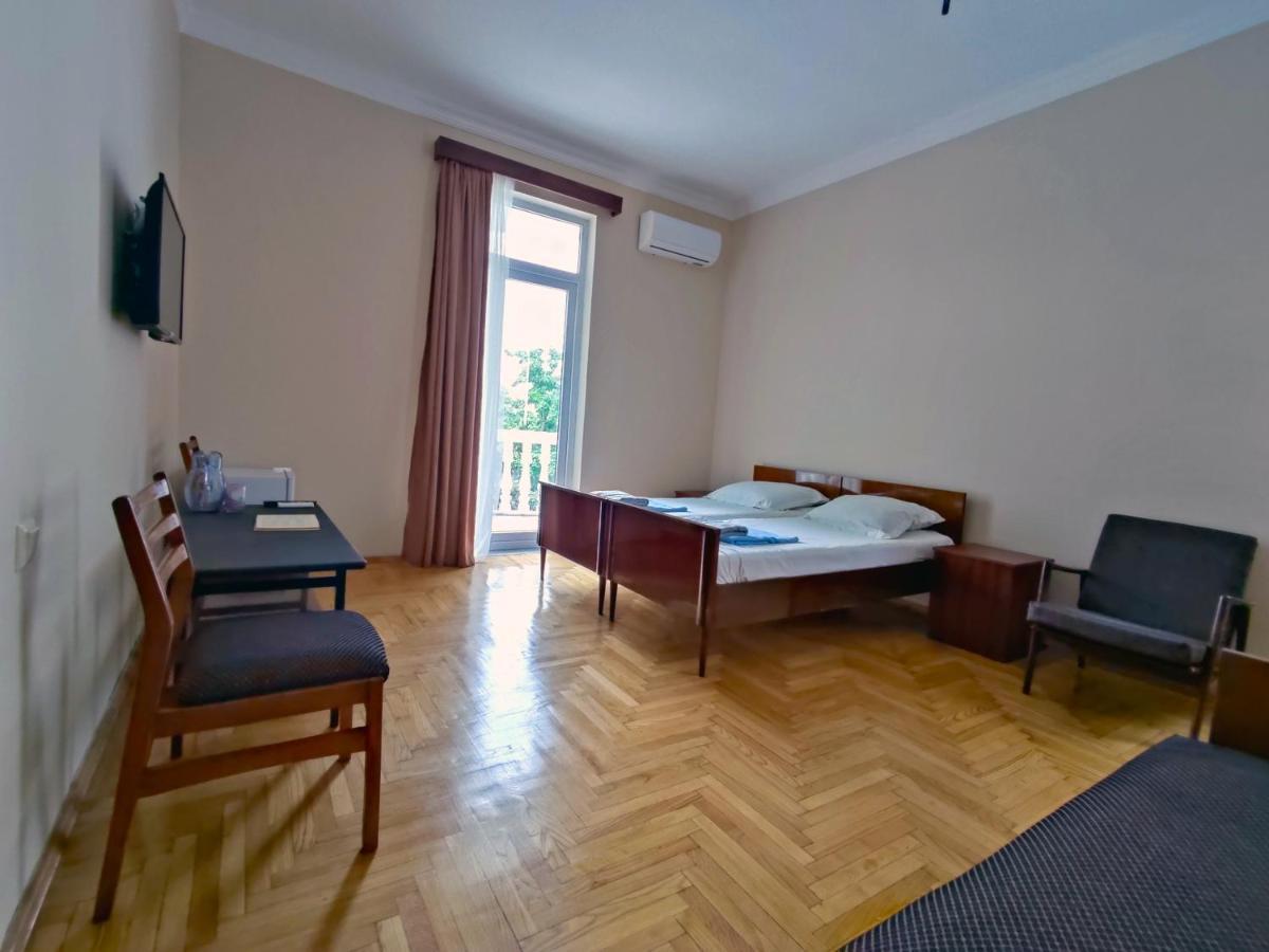Guesthouse White Swan Kobuleti Zewnętrze zdjęcie