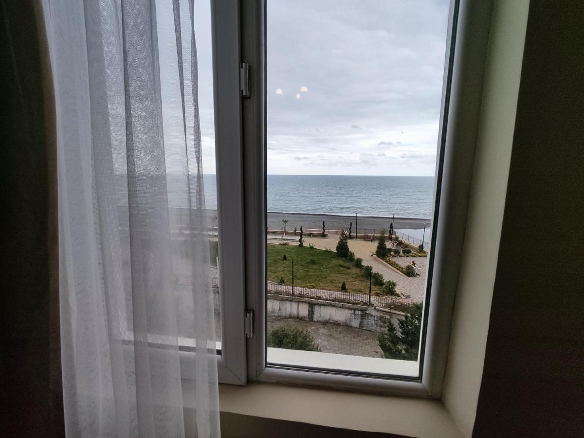 Guesthouse White Swan Kobuleti Zewnętrze zdjęcie