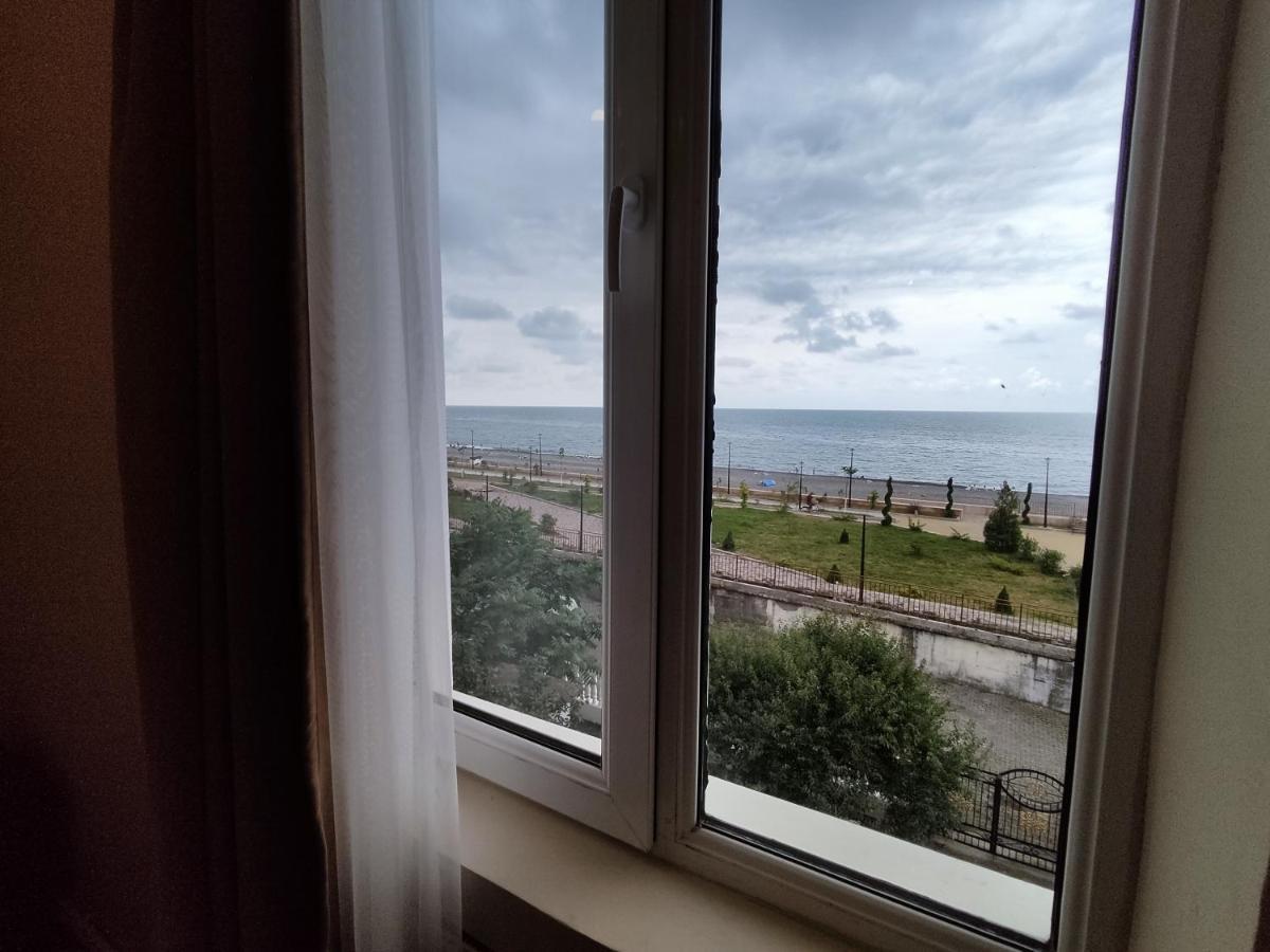 Guesthouse White Swan Kobuleti Zewnętrze zdjęcie