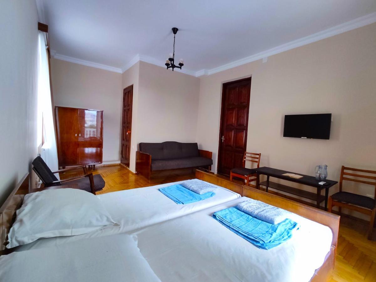 Guesthouse White Swan Kobuleti Zewnętrze zdjęcie