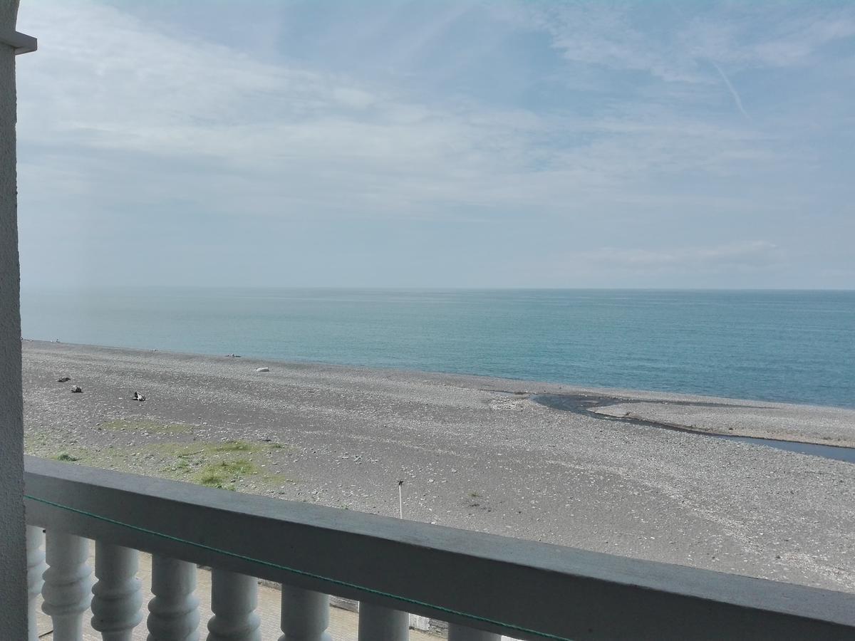 Guesthouse White Swan Kobuleti Zewnętrze zdjęcie