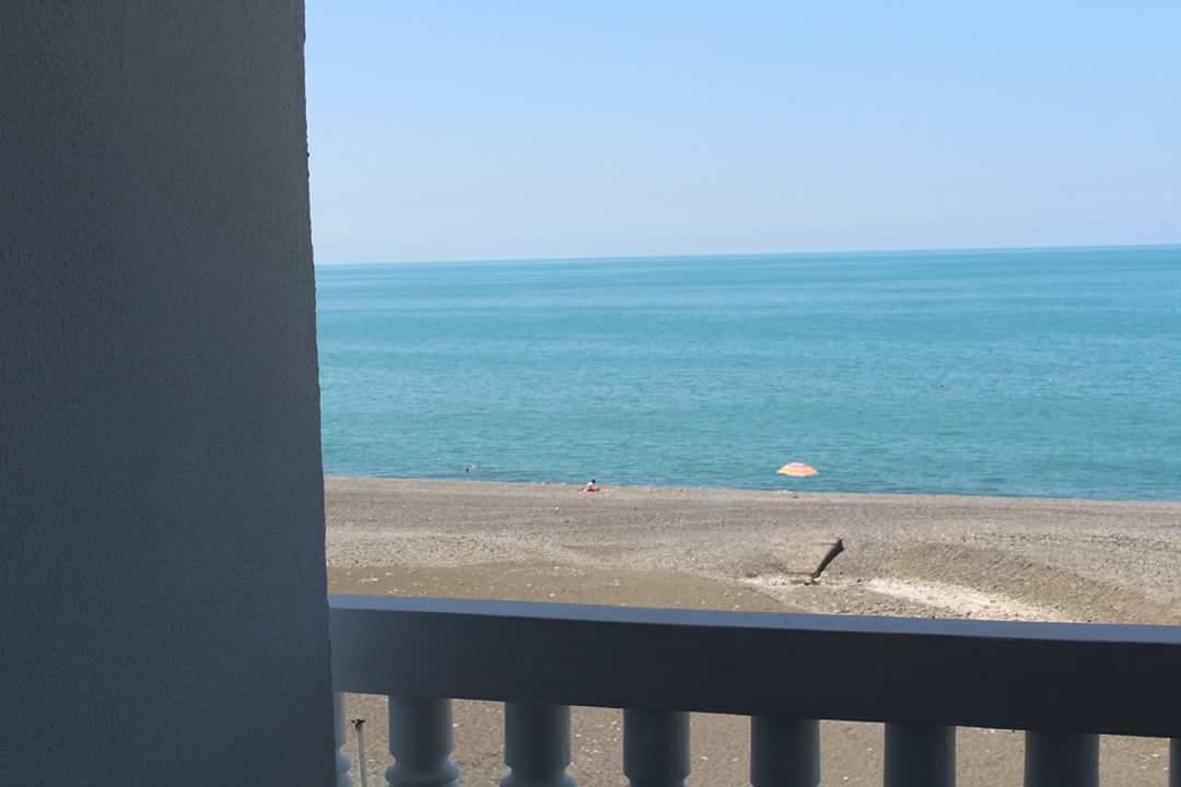 Guesthouse White Swan Kobuleti Zewnętrze zdjęcie
